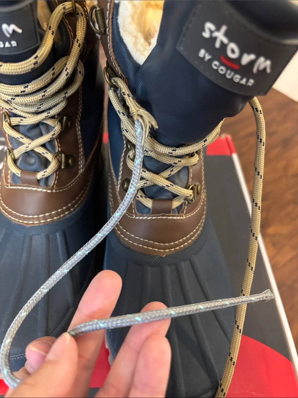 Womens brown and navy Insulated Snow Boots